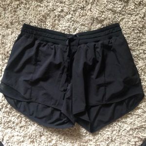 Lululemon hotty hot shorts 4” inseam